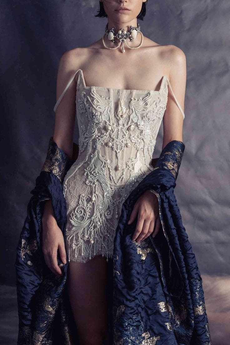 KseniaNauti.Com-Mood-Gothic-img-1